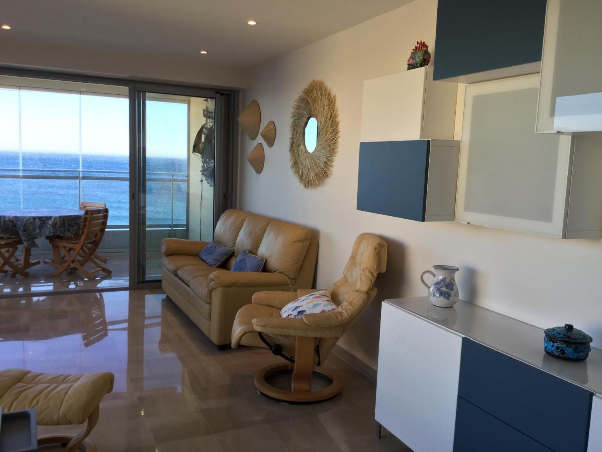 Bord de mer - Cannes la Bocca Extérieur photo